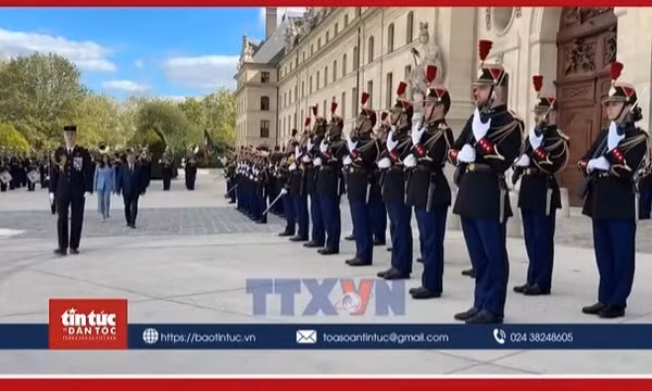 Nghi thức đón Tổng Bí thư, Chủ tịch nước Tô Lâm tại Điện Invalides (Paris)
