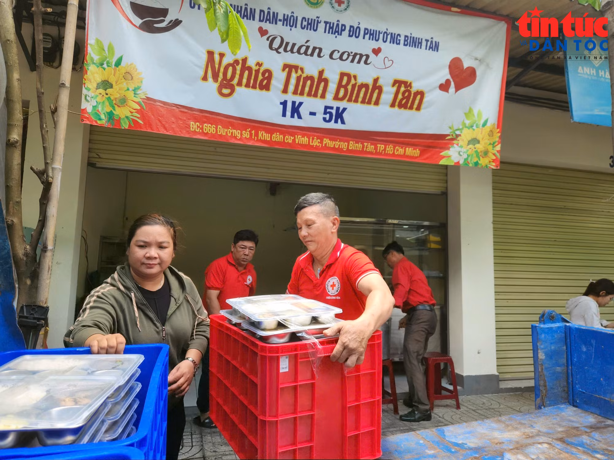 baotintuc_tr_quancom.jpg