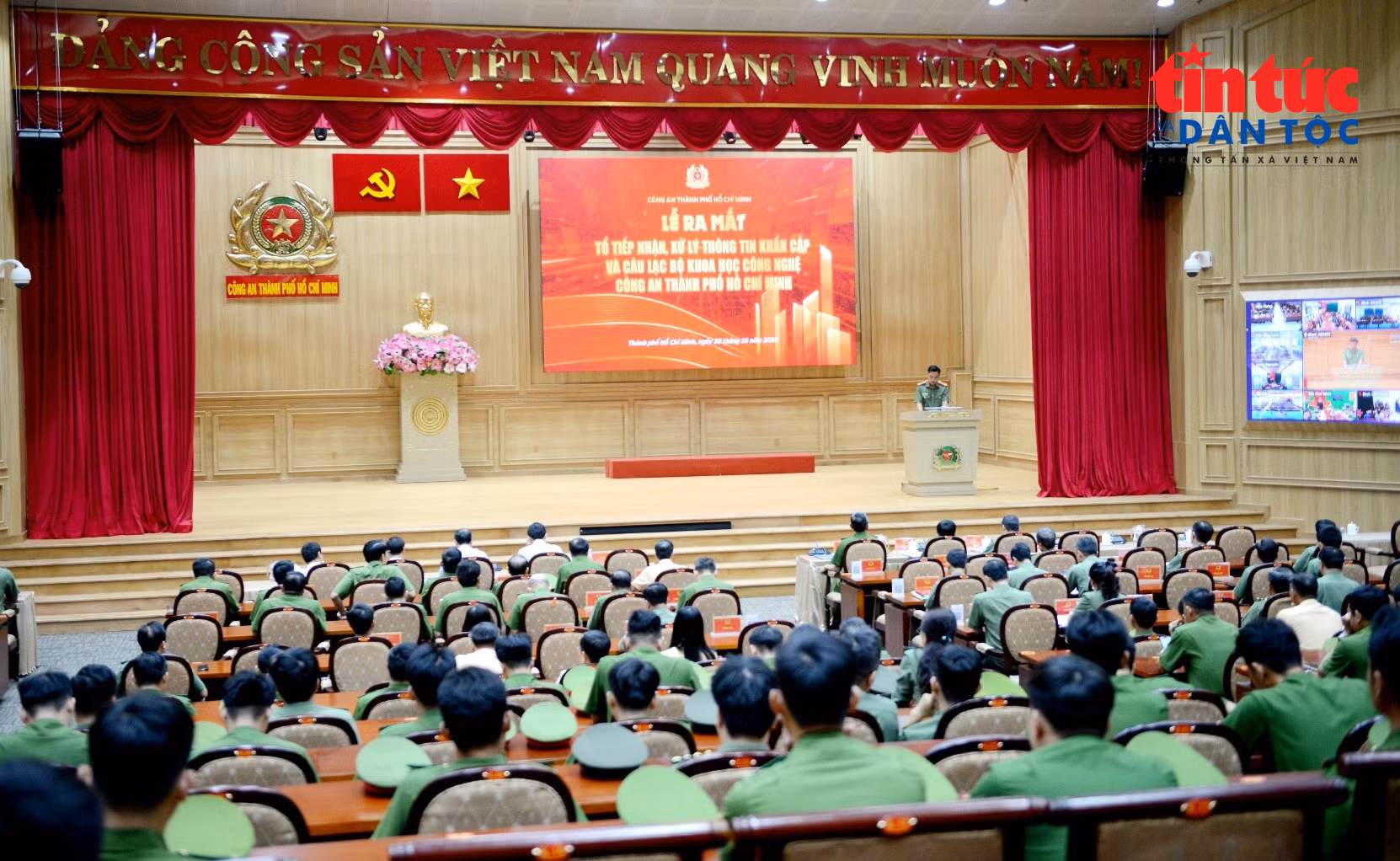 baotintuc_tr_1000004000.jpg