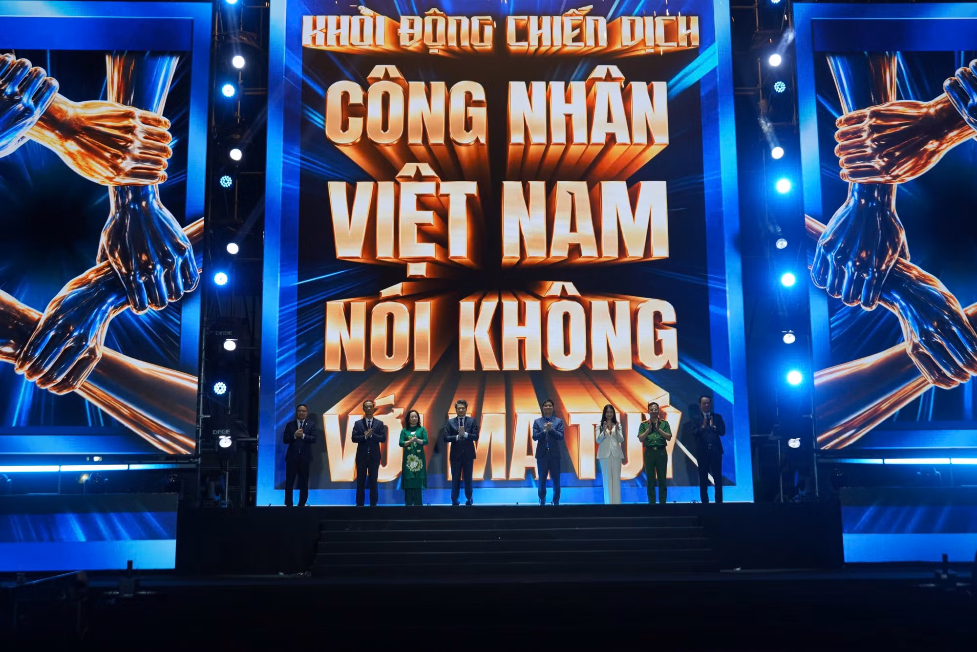 congnhankhongmuatuy180926-2.jpg