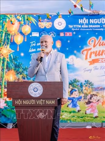 Ông Ing. Jan Vrba, Thị trưởng thành phố Cheb phát biểu tại sự kiện.