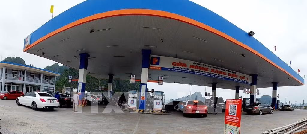Một cửa hàng bán lẻ xăng dầu tại Quảng Ninh. Ảnh minh họa: Thanh Vân/TTXVN
