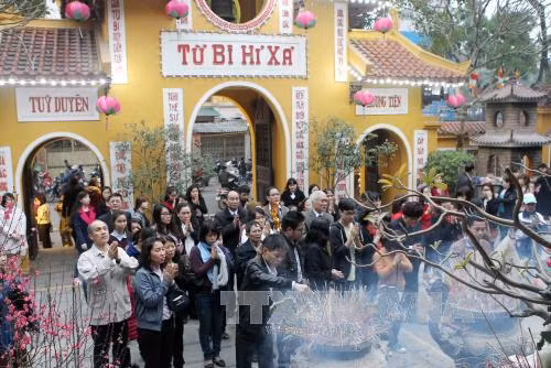 Ngày tốt để khai trương, mở hàng, xuất hành Tết Đinh Dậu 2017 ảnh 1