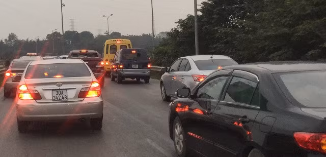 Cao tốc Pháp Vân- Cầu Giẽ thông thoáng trong ngày đầu nghỉ lễ ảnh 2