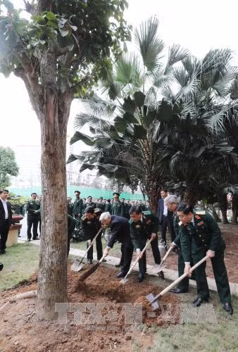 Tổng Bí thư Nguyễn Phú Trọng thăm, chúc Tết tại Bộ Tư lệnh Bộ đội Biên phòng ảnh 2