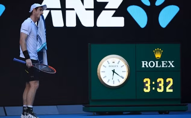 Số 1 thế giới Andy Murray rơi thảm hại, ông anh Zverev chiến thắng nhờ... nhìn mẹ ảnh 5