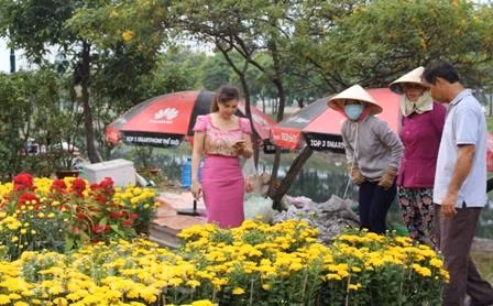 Nhiều "độc", lạ tại chợ hoa Tết TP Hồ Chí Minh ảnh 4