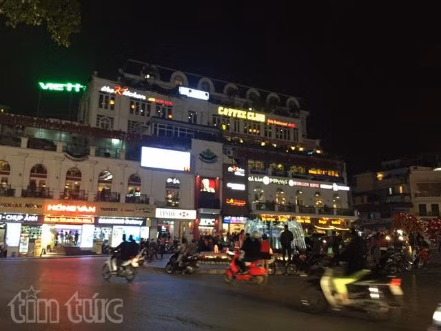 Hà Nội thanh vắng ngày 30 Tết ảnh 11