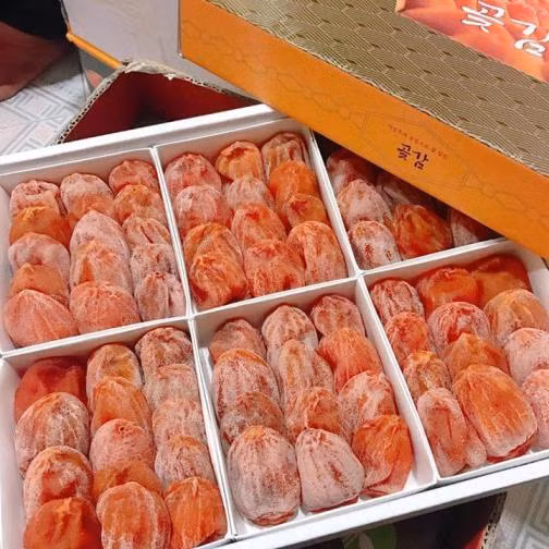 Tết đến bỏ bộn tiền sắm trái cây nhập ngoại, cẩn thận mua nhầm hàng 'đội lốt' ảnh 2