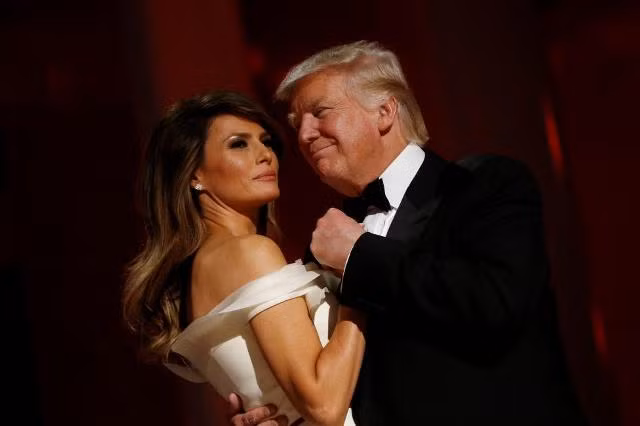 Buổi dạ tiệc nhậm chức hân hoan của ông Trump ảnh 1