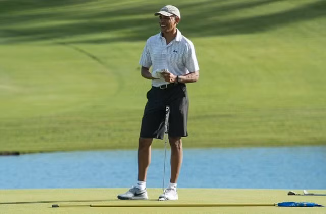 Ngày đầu tiên làm thường dân, ông Obama thảnh thơi chơi golf ảnh 7