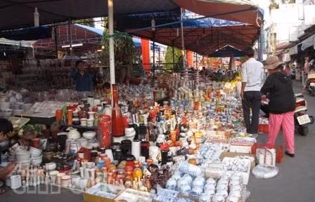 Hoa tươi, cây kiểng đại hạ giá ngày 30 Tết ảnh 8