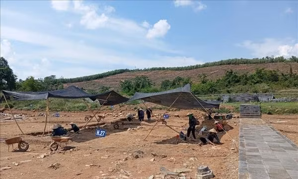 Dựng lại kiến trúc Đàn tế Nam Giao -Thành Nhà Hồ qua 5 cấp nền