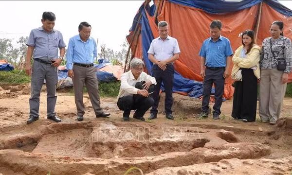 Lên phương án bảo vệ di tích Thành cổ Châu Sa
