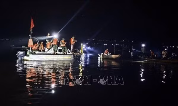 Tìm thấy thi thể nạn nhân mất tích vụ chìm thuyền tại Huế