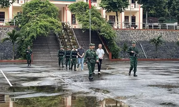 Khởi tố vụ án tổ chức cho người nước ngoài nhập cảnh trái phép