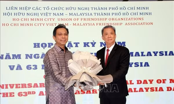 Vun đắp tình hữu nghị truyền thống Việt Nam - Malaysia ngày càng bền chặt