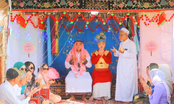 Sắc màu di sản trong lễ cưới của đồng bào Chăm Islam tỉnh An Giang