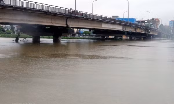 Ninh Bình: Chủ động ứng phó nguy cơ lũ trên sông Hoàng Long, sông Đáy