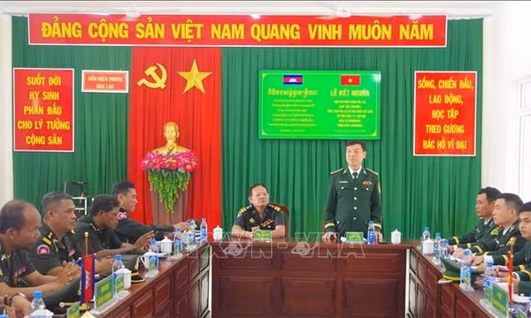 Hợp tác và phát triển tuyến biên giới Việt Nam - Campuchia