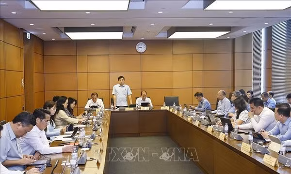 Sửa 4 luật ngành công thương, gỡ điểm nghẽn pháp lý cho doanh nghiệp