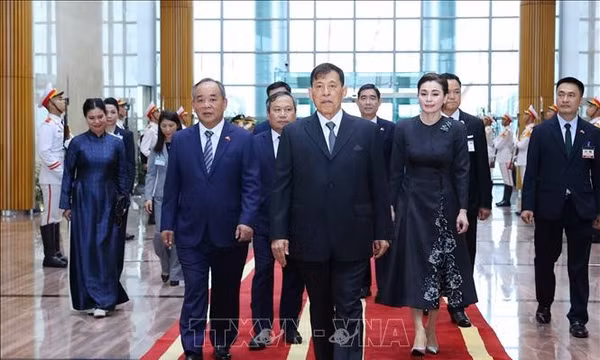 Nhà vua Vương quốc Thái Lan bắt đầu thăm cấp Nhà nước tới Việt Nam