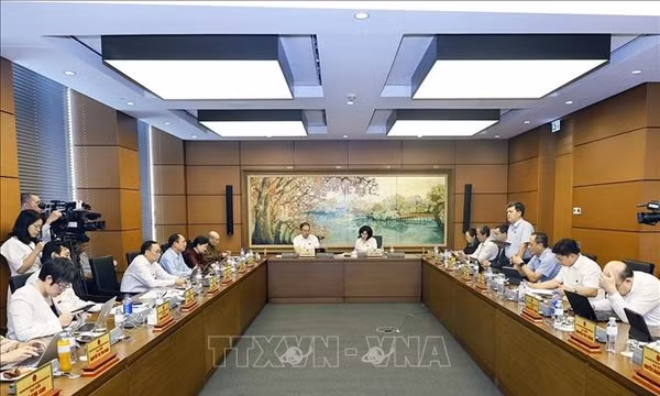 Sửa đổi Luật Quảng cáo và Luật Báo chí: Hướng tới quản lý đồng bộ, hiệu quả