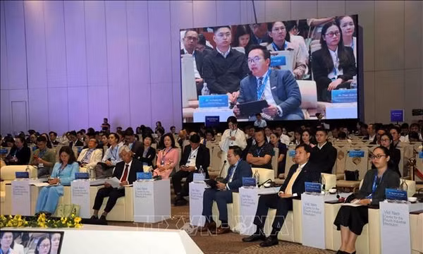 Diễn đàn Kinh tế Mùa thu 2026: Cần đột phá trong thu hút vốn công nghệ cao