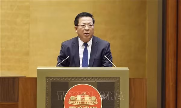 Bộ trưởng Xây dựng Trần Hồng Minh lý giải chênh lệch giá nhà ở xã hội