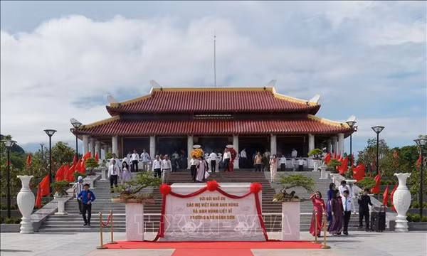 Thêm địa chỉ đỏ giáo dục truyền thống Anh hùng cách mạng của dân tộc