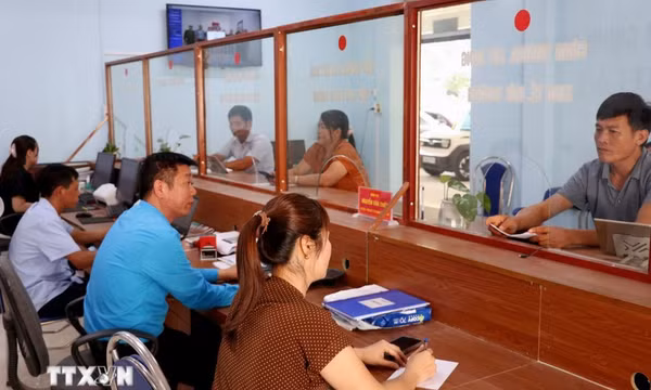 Tuyên Quang không bố trí cán bộ người địa phương tại các cơ quan trọng yếu