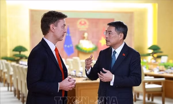 Thủ tướng Lê Minh Hưng: Những chuyển biến mạnh mẽ của kinh tế Việt Nam mở ra không gian hợp tác rất lớn với EU