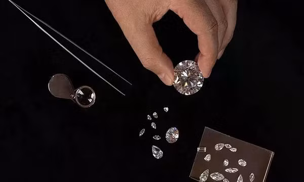 Trung Quốc đưa kim cương nhân tạo vào chuỗi sản xuất bán dẫn và trí tuệ nhân tạo