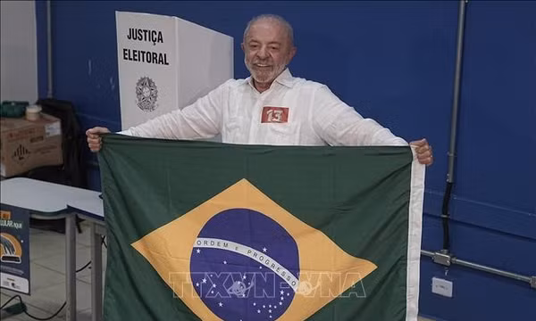 Tổng thống Brazil tuyên bố thúc đẩy quản lý các nền tảng số