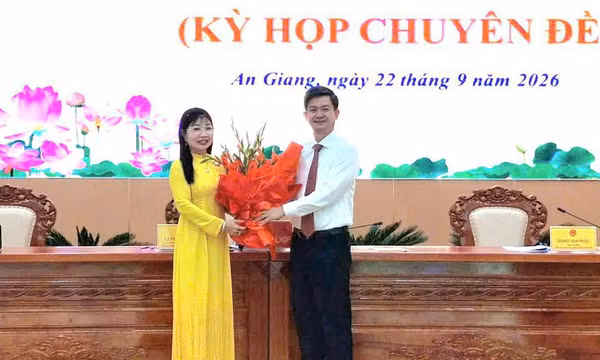 Bà Trần Thị Thanh Hương giữ chức Chủ tịch HĐND tỉnh An Giang