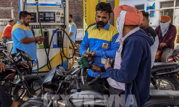 Ấn Độ cắt giảm thuế xuất khẩu dầu diesel và nhiên liệu bay