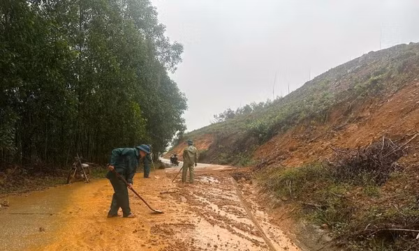 Chủ động ứng phó mưa lớn diện rộng, nguy cơ lũ quét, sạt lở đất