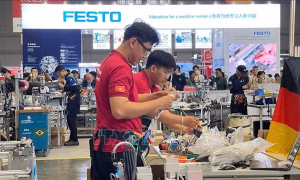 Giáo dục nghề nghiệp tiệm cận tiêu chuẩn khu vực và quốc tế