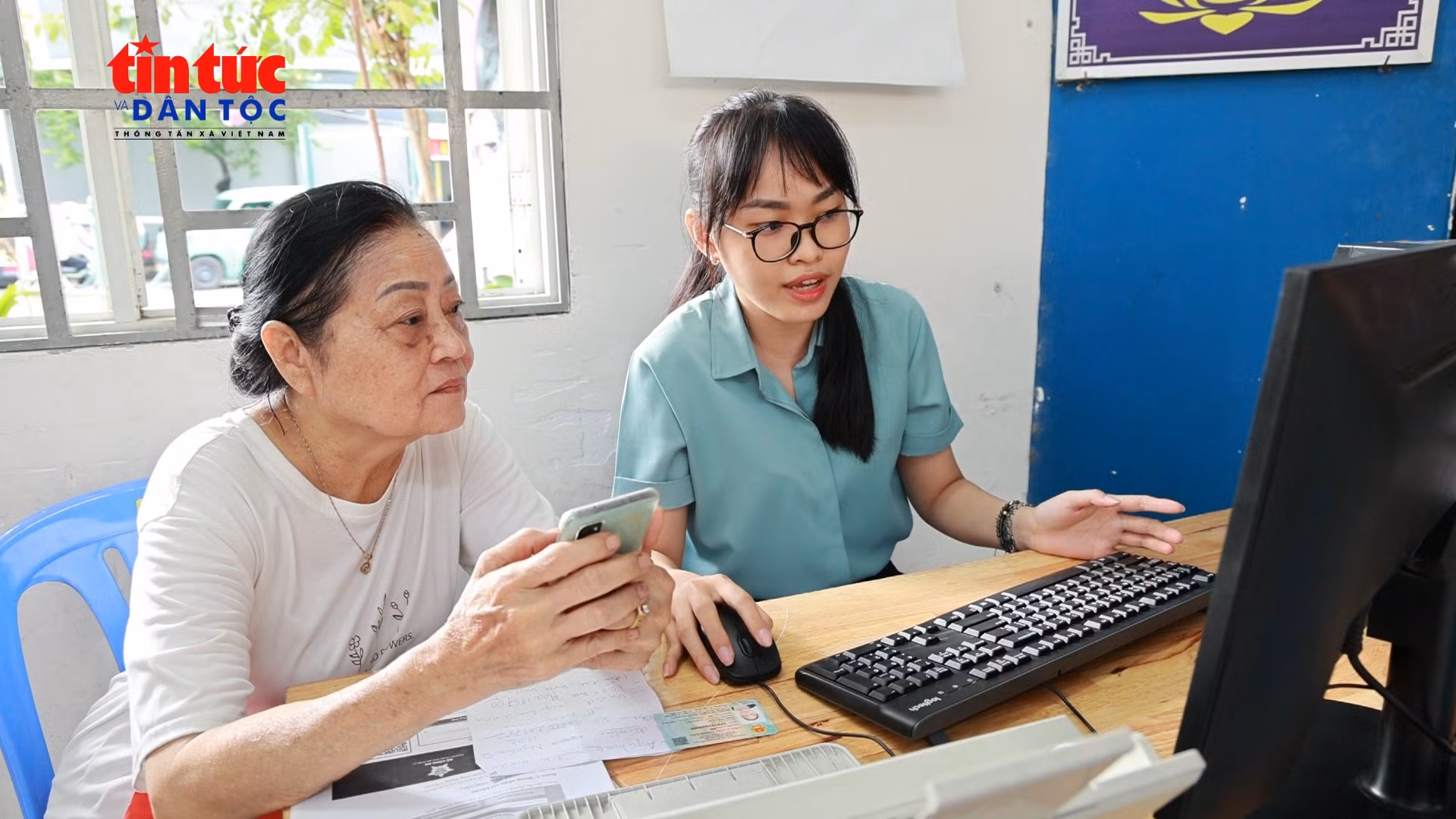 Đưa dịch vụ công trực tuyến đến gần người dân từ khu phố