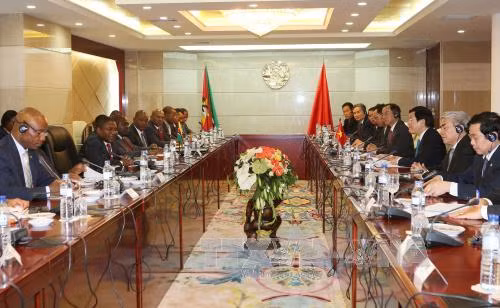 Chủ tịch nước hội đàm với Tổng thống Mozambique ảnh 2