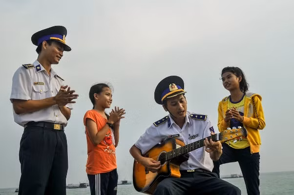 Đất và người trên quê hương Hải đội Hoàng Sa ảnh 8