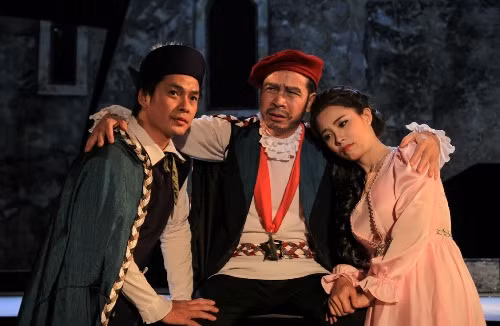 Kịch “Hamlet” lưu diễn tại Singapore ảnh 1