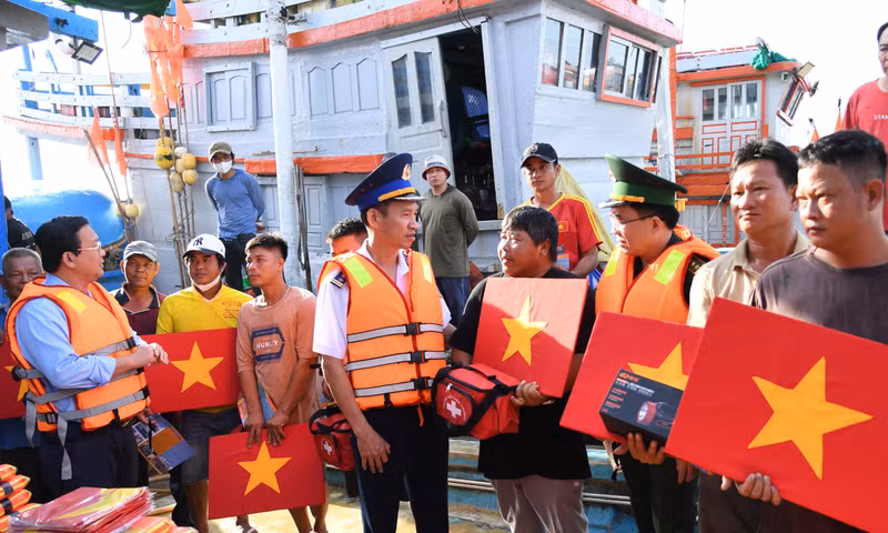Nâng cao hiệu quả thực thi pháp luật, phòng chống khai thác IUU.