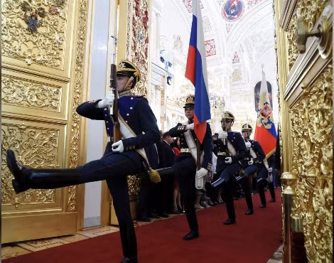 Hình ảnh ấn tượng trong lễ nhậm chức của Tổng thống Putin ảnh 3