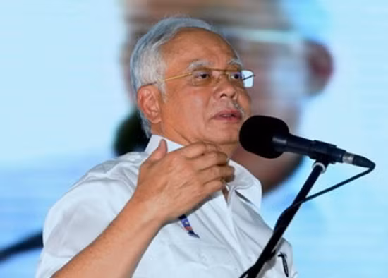 Bầu cử Malaysia: Cầm quyền và đối lập đều tự tin chiến thắng ảnh 1