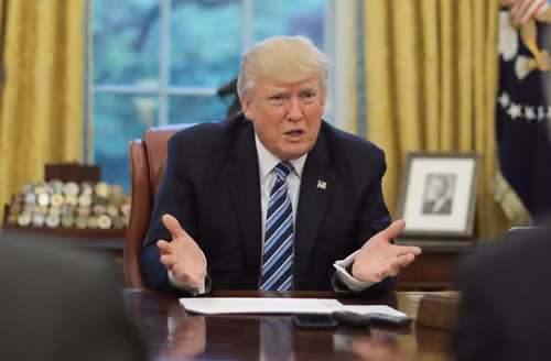 Tổng thống Trump rút Mỹ khỏi thỏa thuận hạt nhân Iran là 'tự bắn vào chân'? ảnh 1