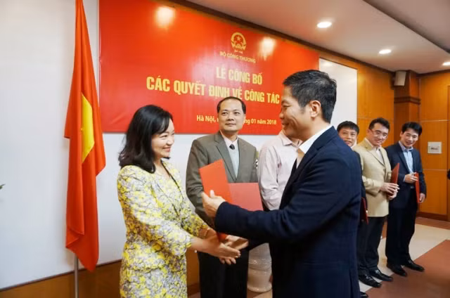 Hiệu quả rõ rệt từ việc tinh gọn, sắp xếp bộ máy - Bài 2: Bộ Công Thương giảm số Cục, Vụ, tăng hiệu quả hoạt động ảnh 1