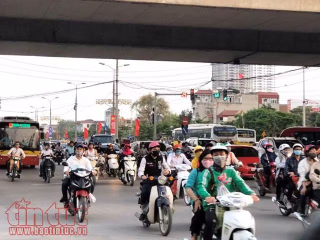 Thời tiết 7/5: Miền Trung nắng nóng gay gắt, nhiệt độ lên đến 38 độ C ảnh 1