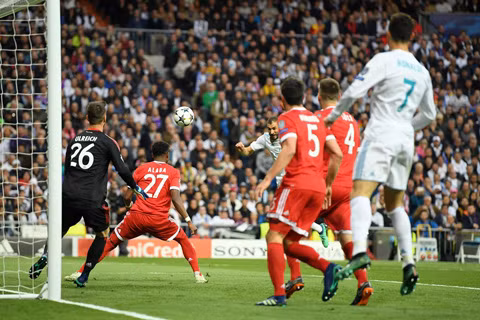 Benzema tỏa sáng, đưa Real vào chung kết Champions League ảnh 3