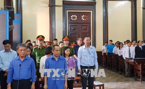 Xét xử nguyên Chủ tịch Hội đồng quản trị và nguyên Tổng Giám đốc Ngân hàng Đại Tín ảnh 1